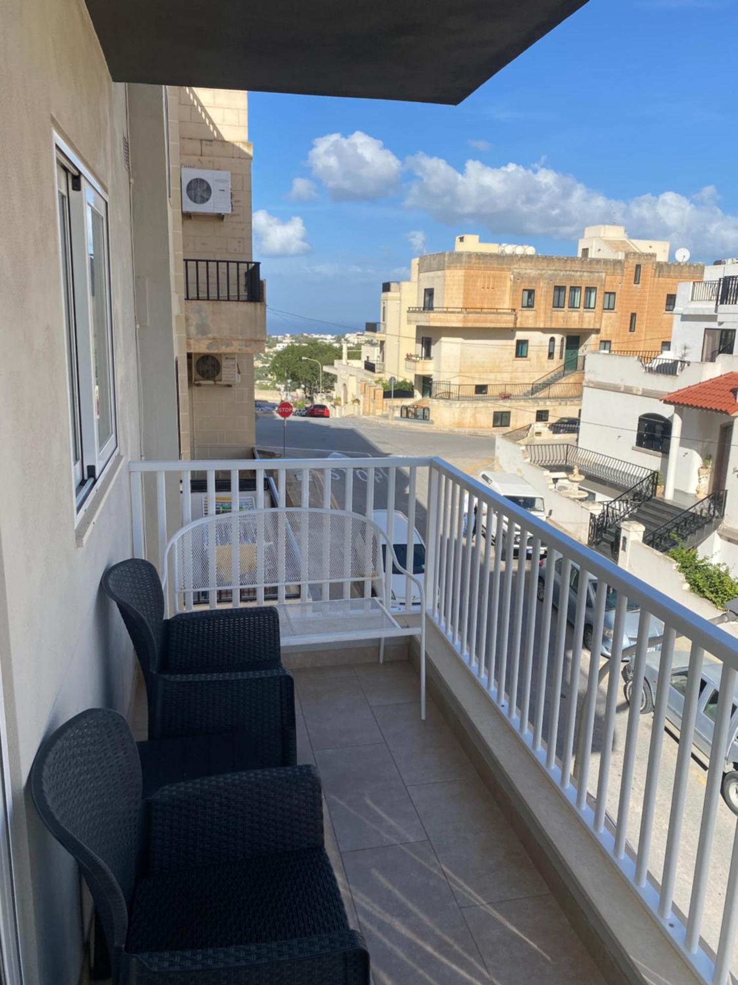Sunshine Apartments Mellieha - Modern Three Bedroom Apartment - Apt No 2 Exterior photo